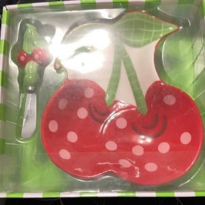 MSC Cherry shaped bowl with spreader